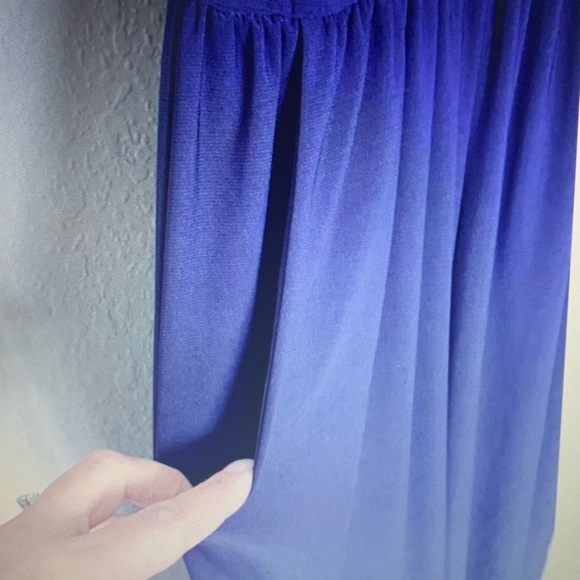 Gilli Navy v-neck wide leg jumpsuit - Picture 3 of 4